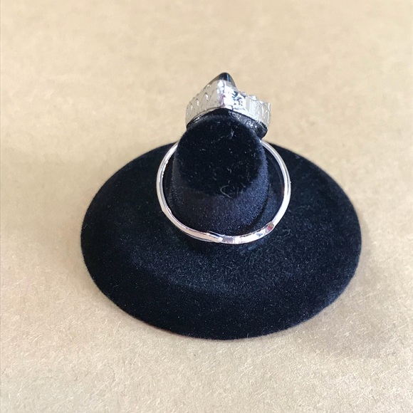 SIGNED Emmons Onyx Filigree Adjustable Ring - Picture 2 of 8